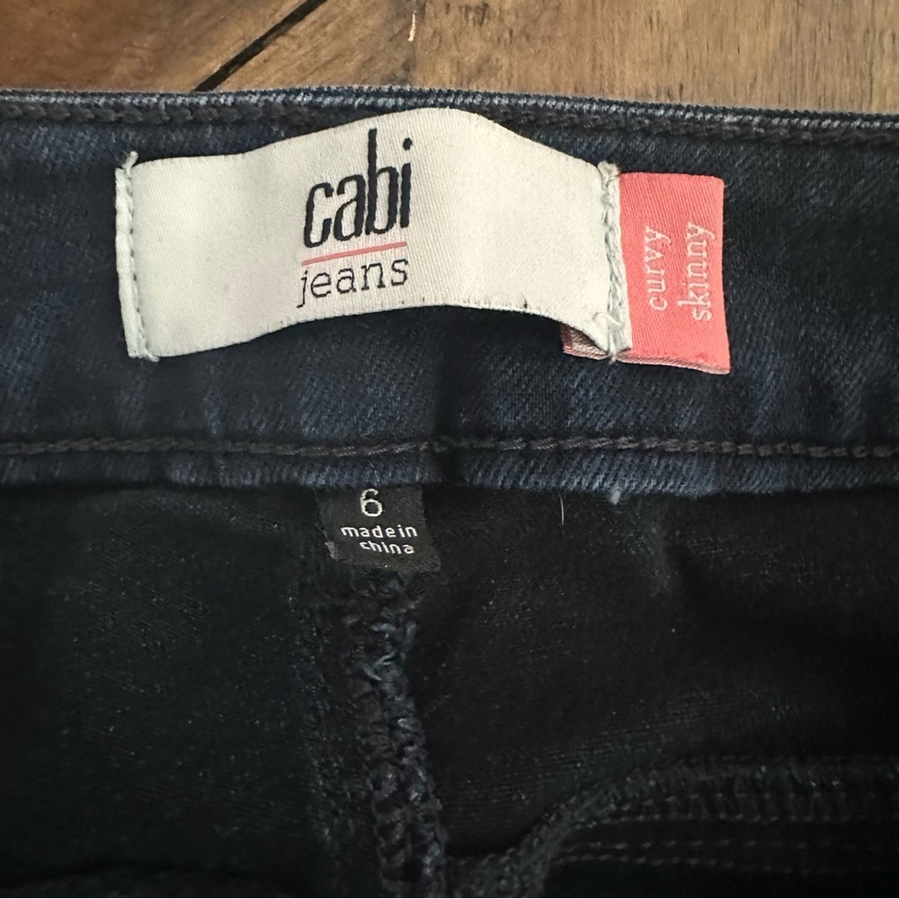 CAbi Style #3194 Dark Dusk Curvy Skinny Distressed Jeans- Size 6 - Picture 8 of 10